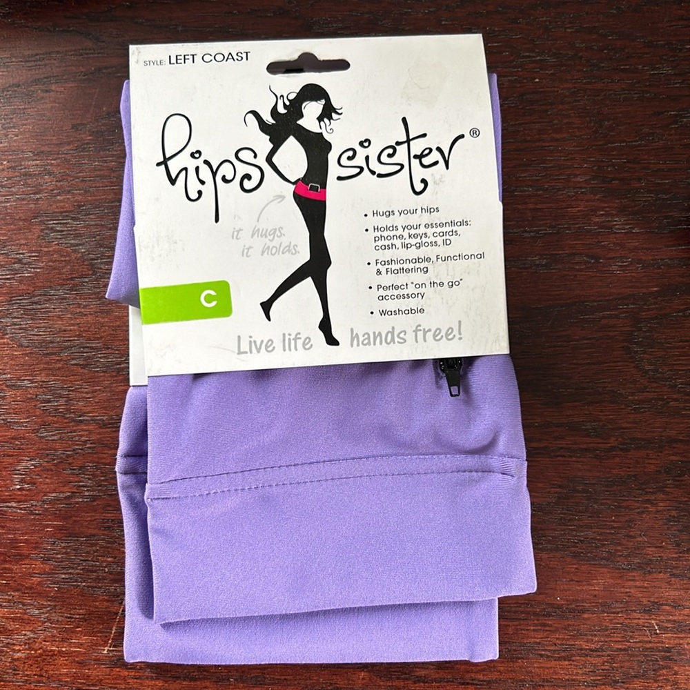 NWT Hips Sister size C front & back zipper pockets & top loading